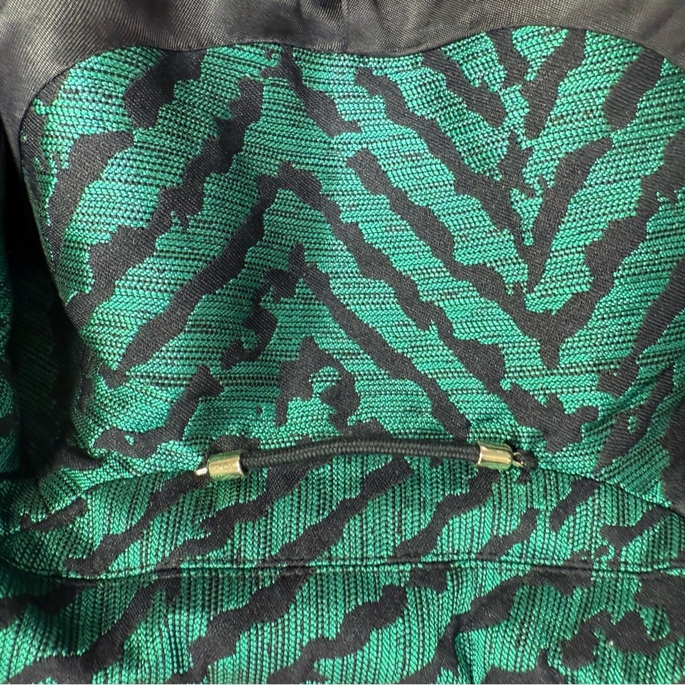 Emerald‎ Green Textured Blazer – Size 32 – Statement Zebra Jacquard Pattern - Picture 12 of 12